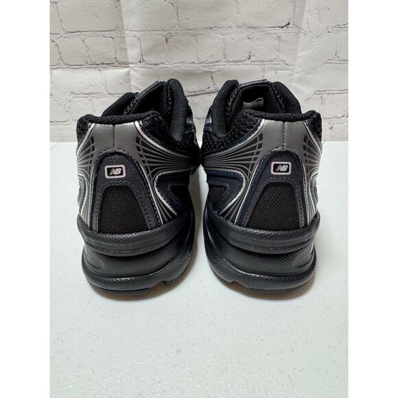 New Balance 740 Black Grey U740BM2 Unisex Sneakers Men’s 9.5 / Women’s 11 NIB - Picture 6 of 9